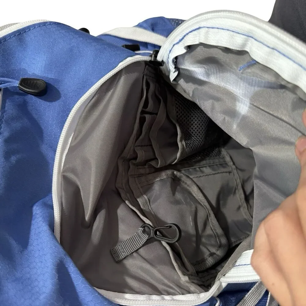 High‎ Sierra Blue Backpack With Suspension Strap System And Tech Spot